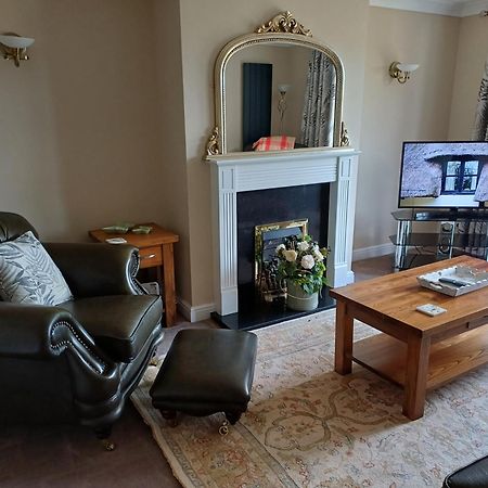 3-Bed Bungalow Near Conwy Valley Close To Castle Колвин Бэй Экстерьер фото