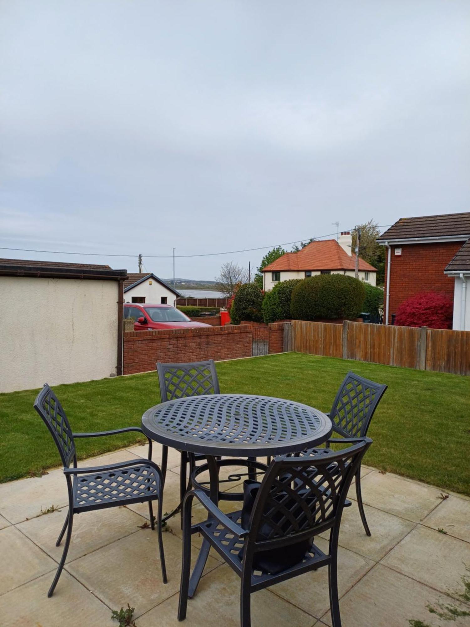 3-Bed Bungalow Near Conwy Valley Close To Castle Колвин Бэй Экстерьер фото